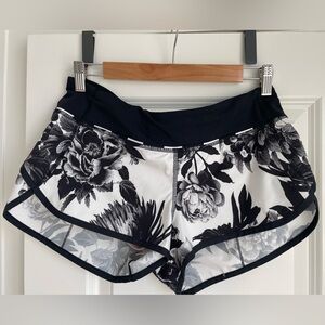 Lululemon Speed Up low rise 2.5”  RARE  EUC Sz 6 Run Workout Women’s